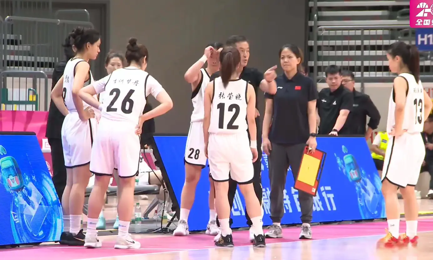 div, 广东女篮青, 最终以 div, 广东女篮青, 最终以