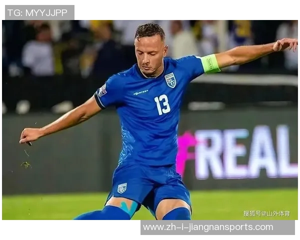 孤傲足球球星如何在赛场上诠释独立精神与非凡才华